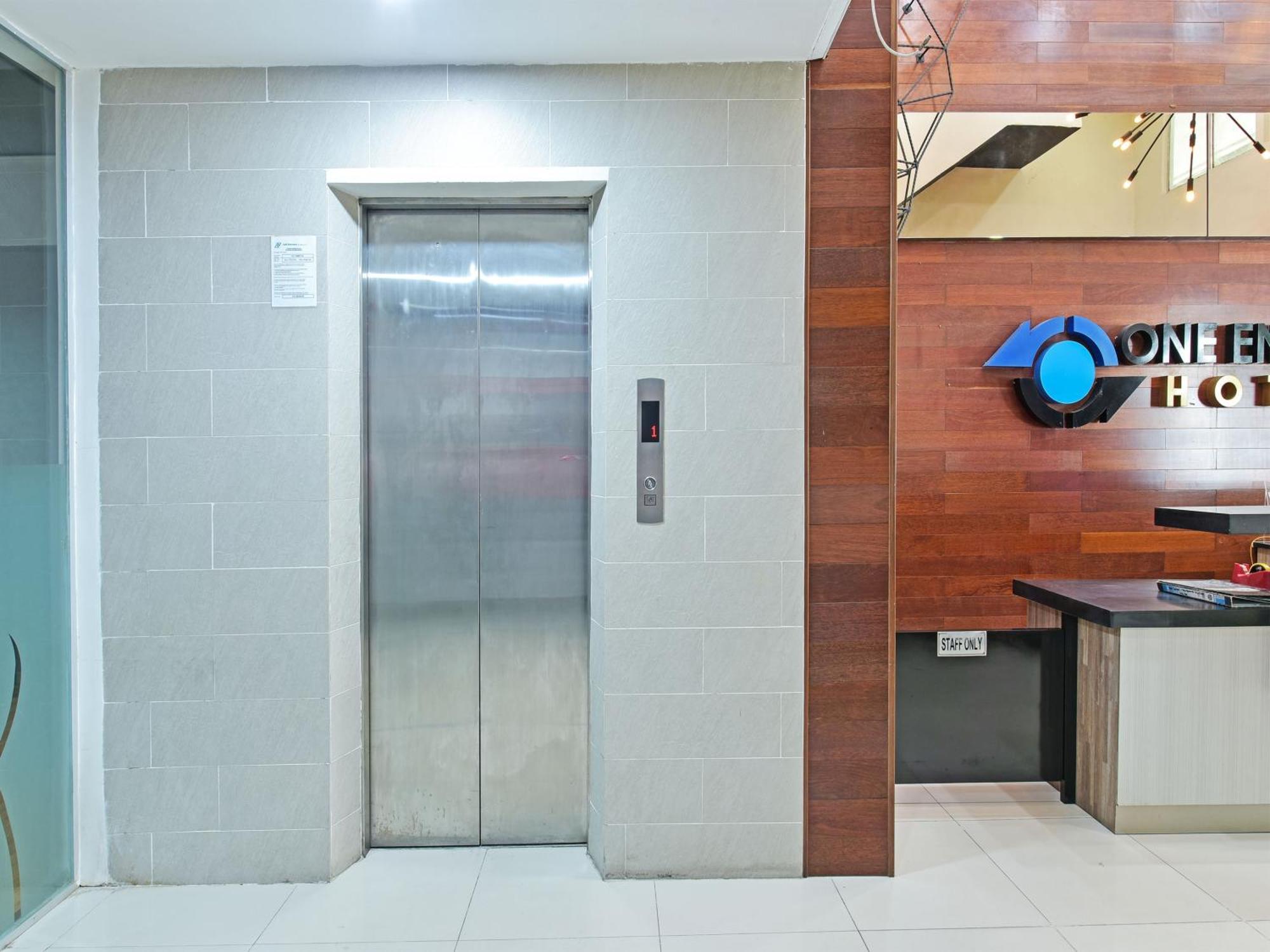 Oyo 91009 One Enigma Hotel Kuala Lumpur Exterior photo