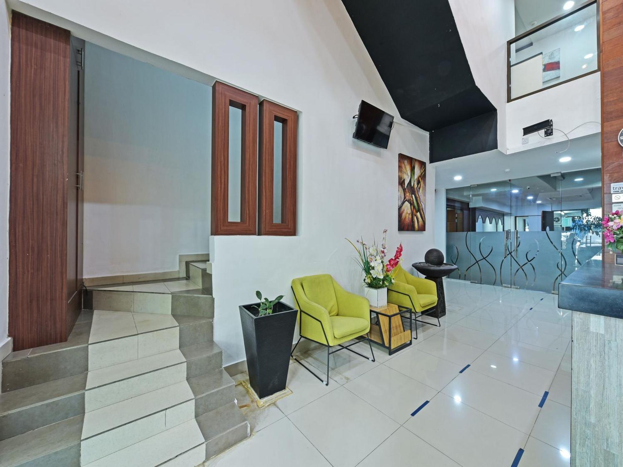 Oyo 91009 One Enigma Hotel Kuala Lumpur Exterior photo