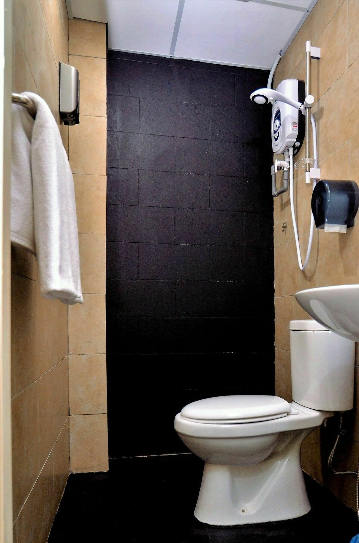 Oyo 91009 One Enigma Hotel Kuala Lumpur Exterior photo