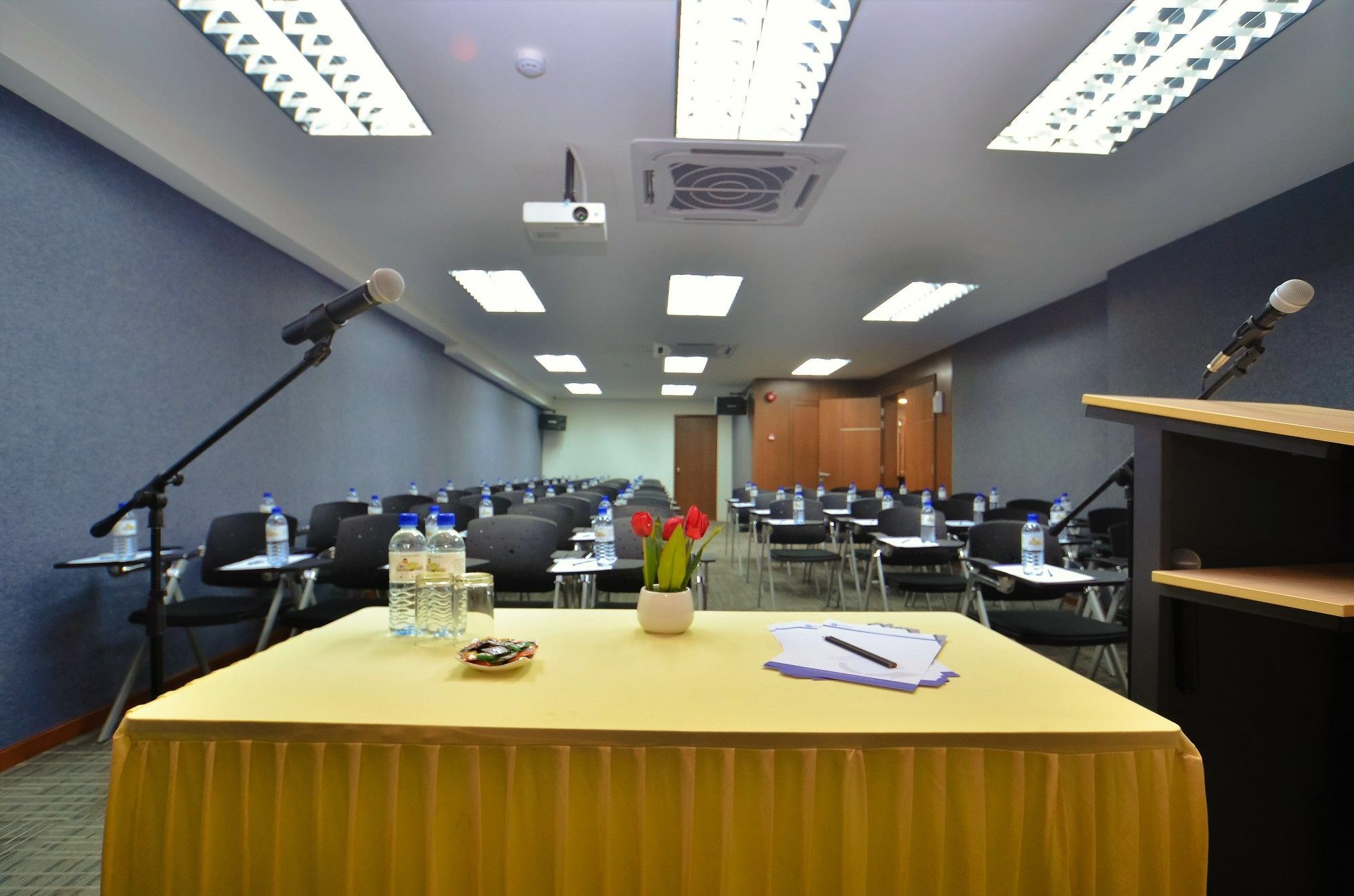 Oyo 91009 One Enigma Hotel Kuala Lumpur Exterior photo